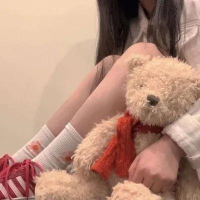美丽的寡妇亲吻更好
